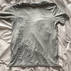 Vineyard Vines Athletic tee